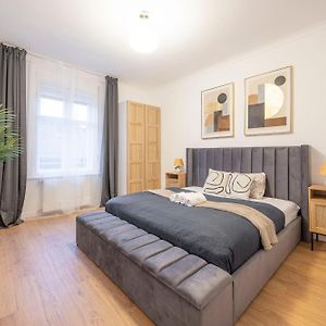 Deluxe Appartement met Twee Slaapkamers